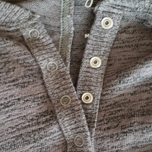 Grace and Lace - Snow Day Henley in Heathered Charcoal - Picture 4 of 8